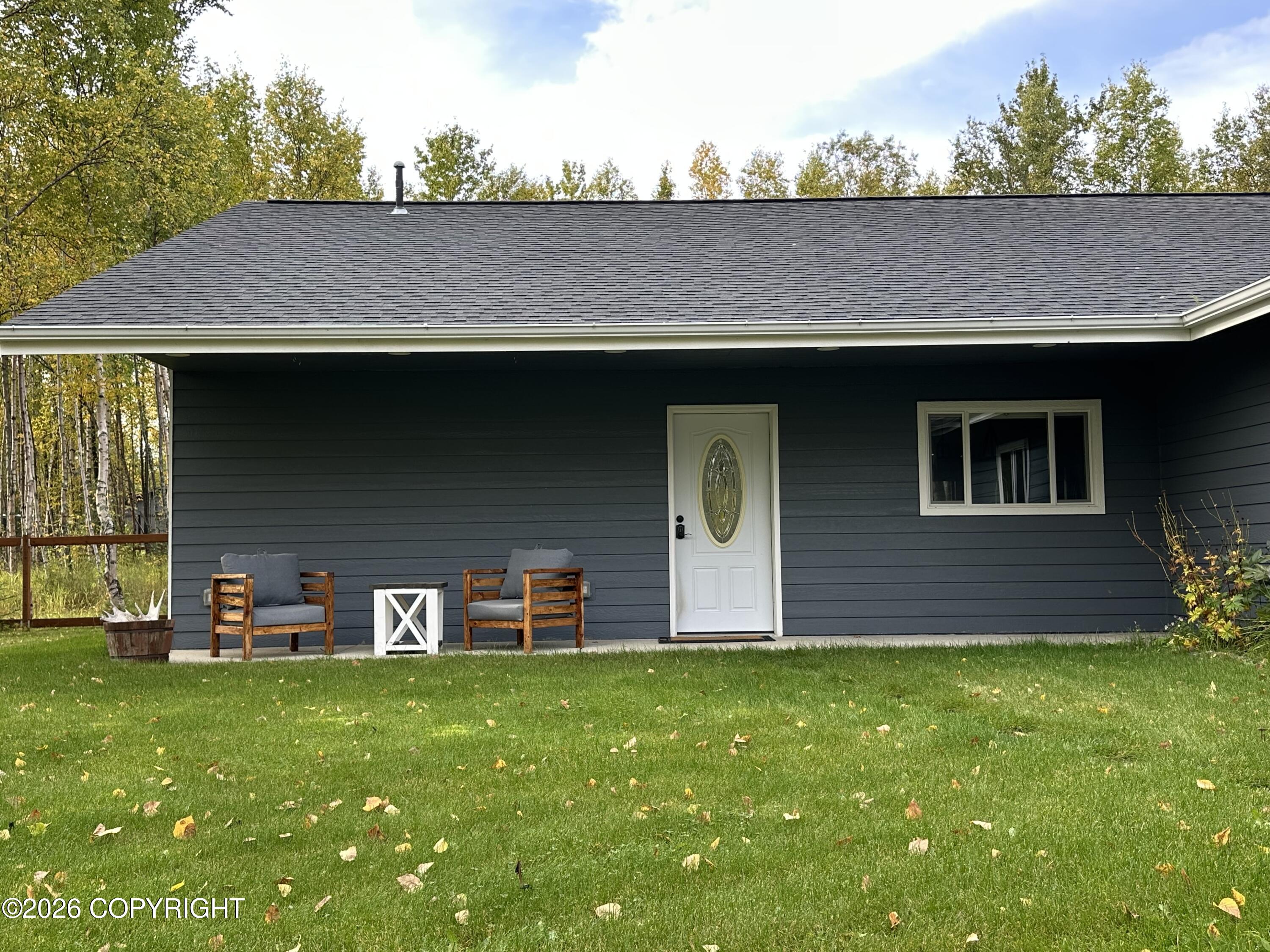 3560 N Rainbow Street Property Photo 3