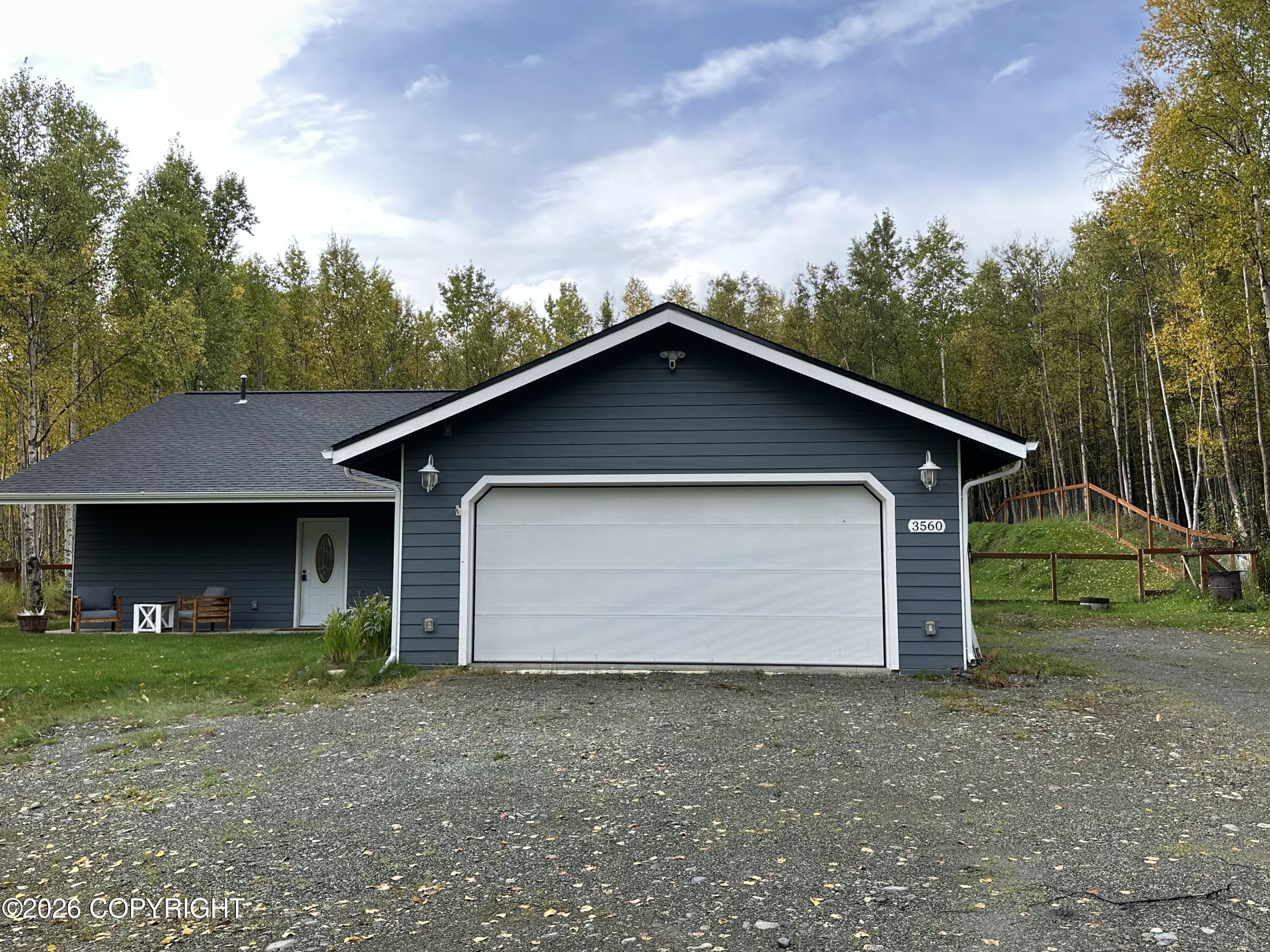 3560 N Rainbow Street Property Photo 5