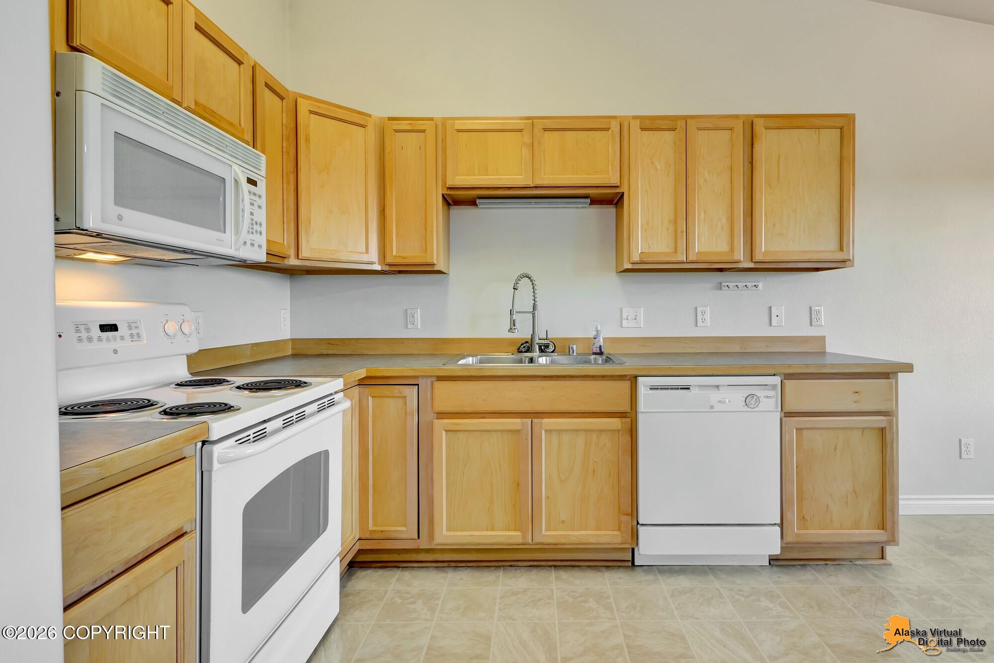 2964 Midnight Sun Court #173 Property Photo 5