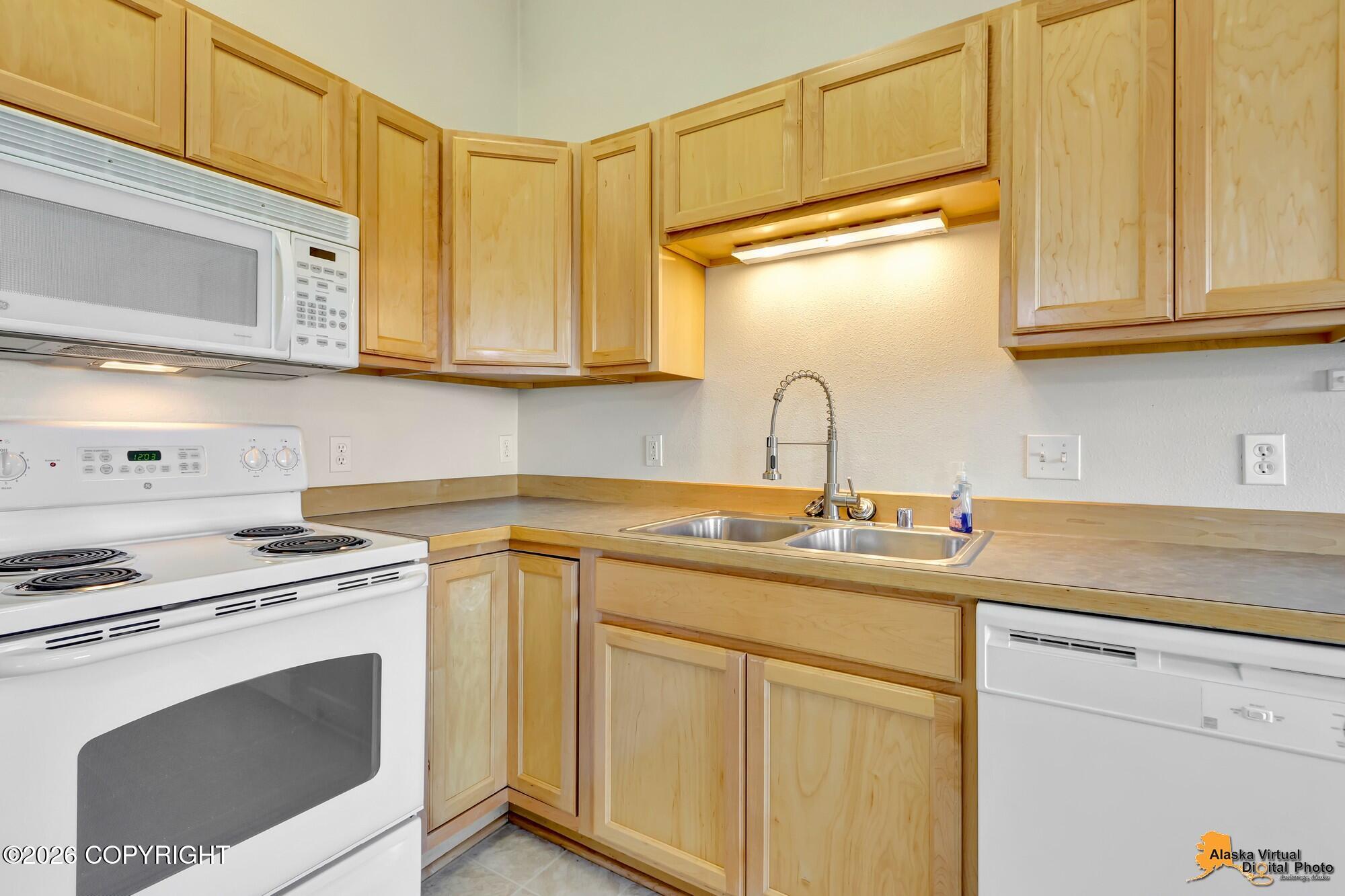 2964 Midnight Sun Court #173 Property Photo 6
