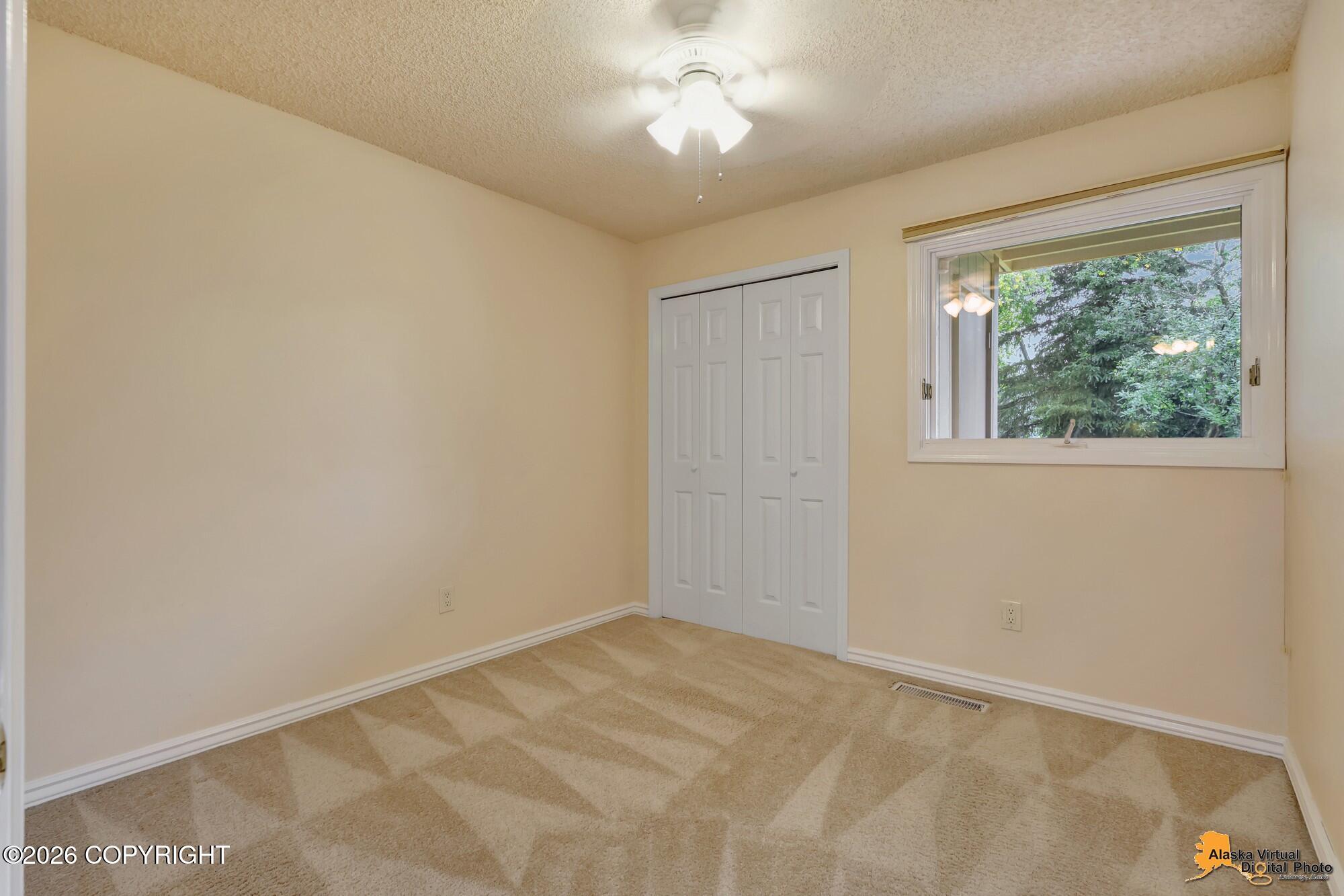 2210 Sentry Drive #b-8 Property Photo 9