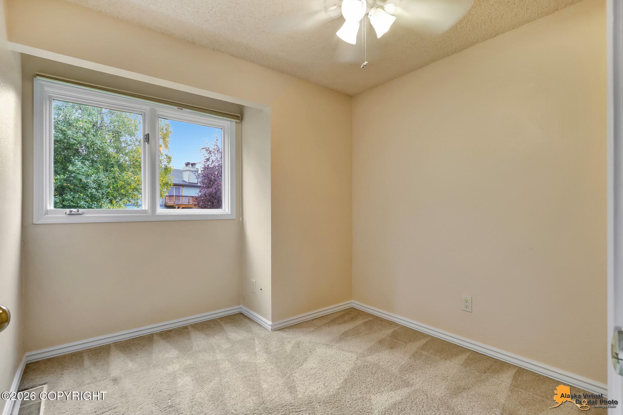 2210 Sentry Drive #b-8 Property Photo 11