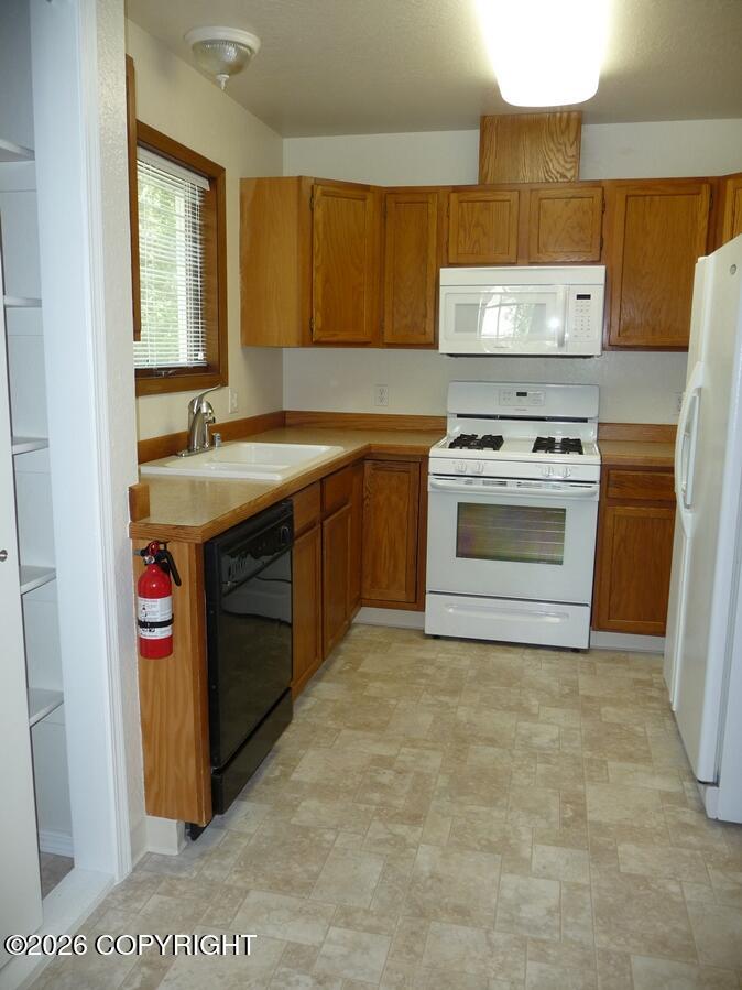 5401 E Pine Street Property Photo 3