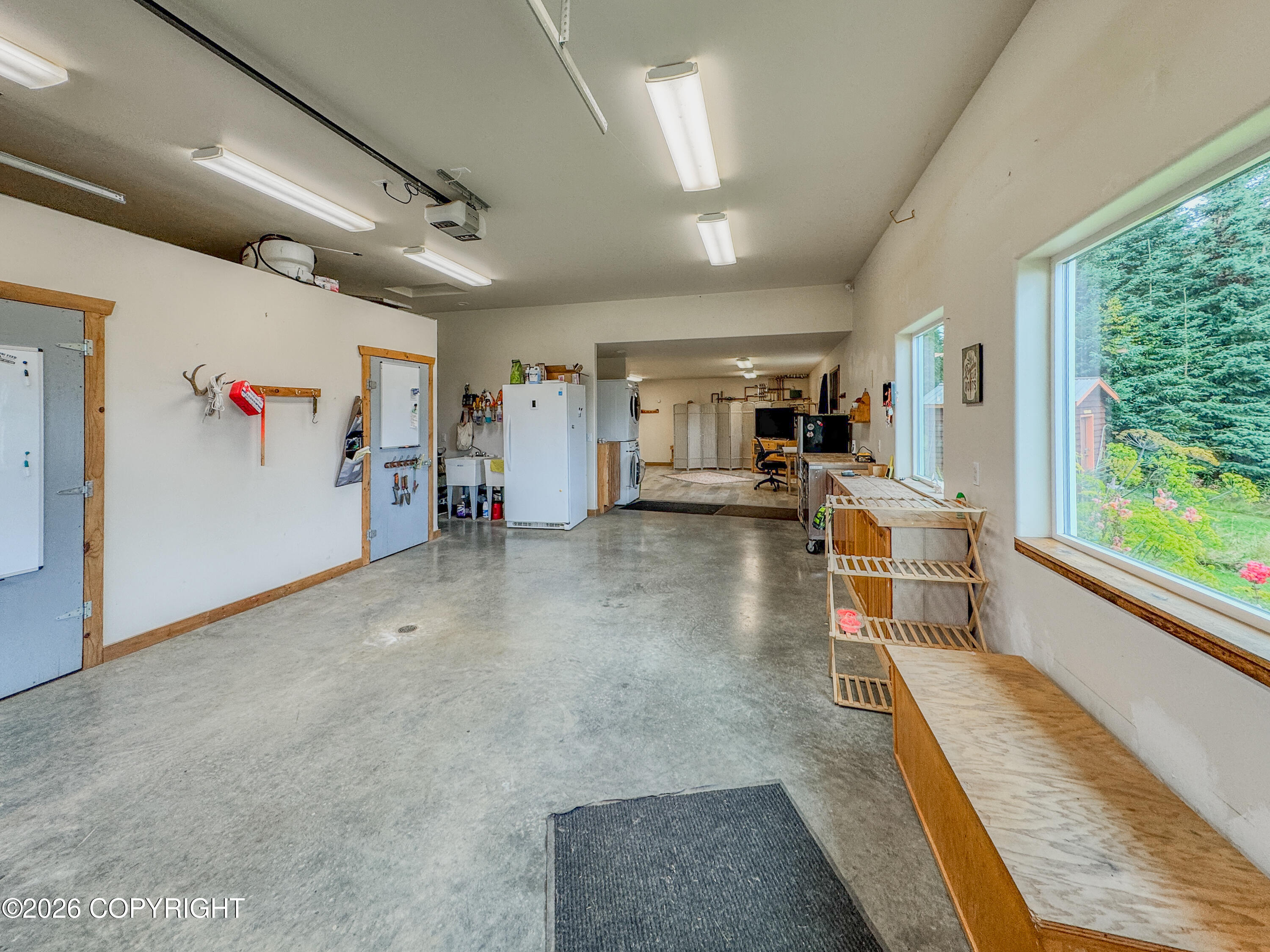 55220 Hill Avenue Property Photo 6