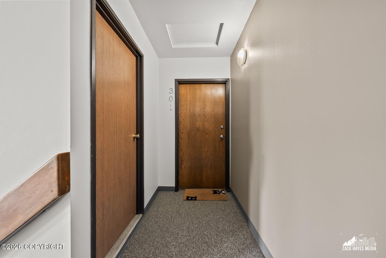 1660 Eastridge #4-301 Property Photo 22