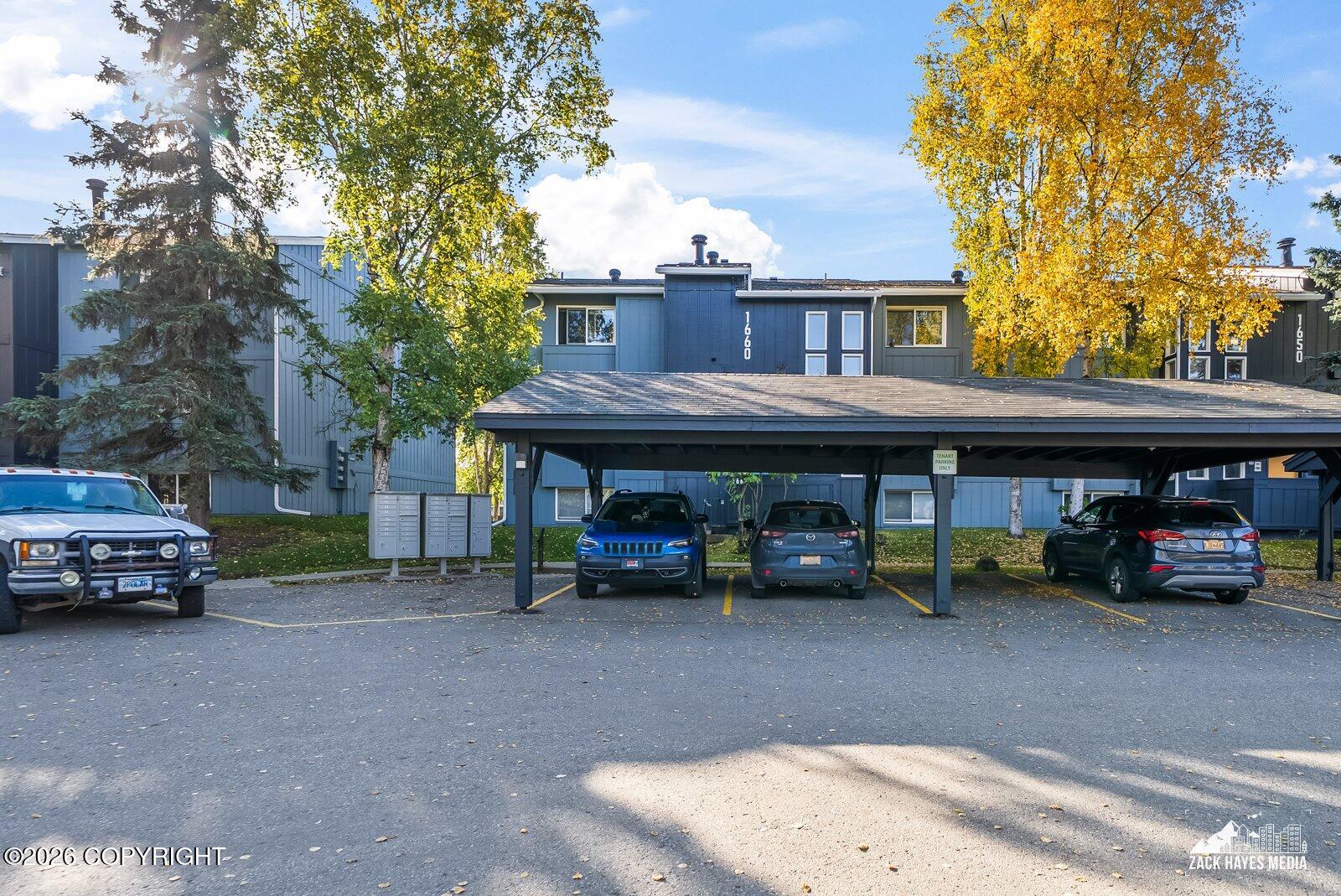 1660 Eastridge #4-301 Property Photo 25