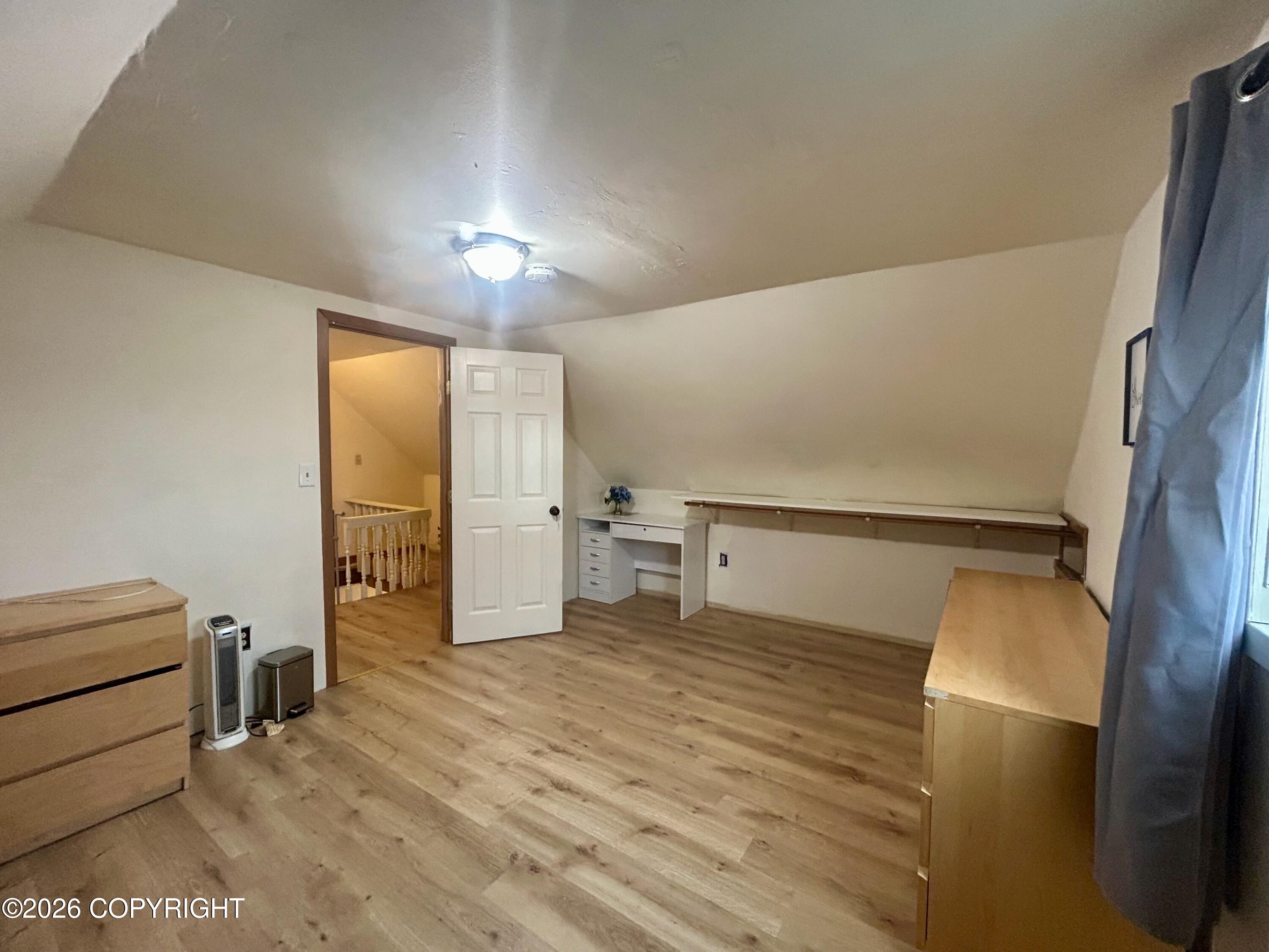 200 E 4th Avenue Property Photo 9