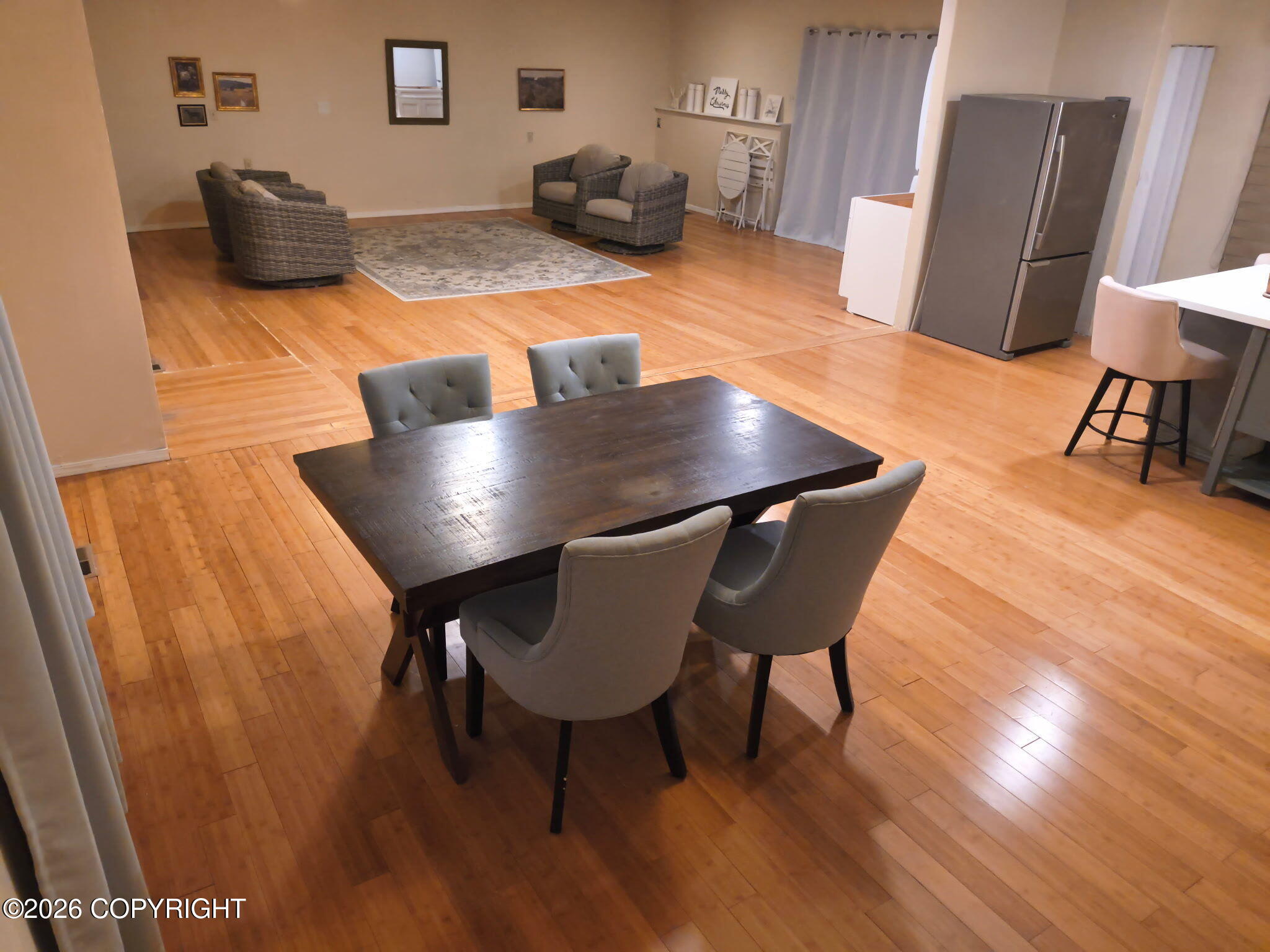 700 S Rainbow Street Property Photo 2