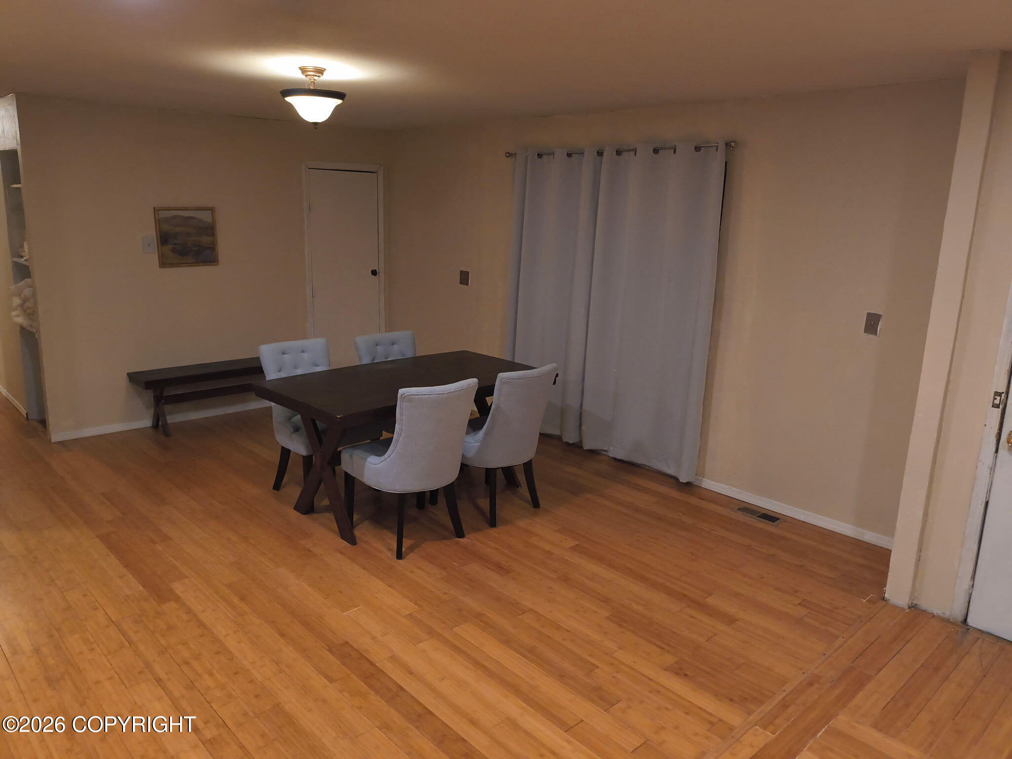 700 S Rainbow Street Property Photo 4