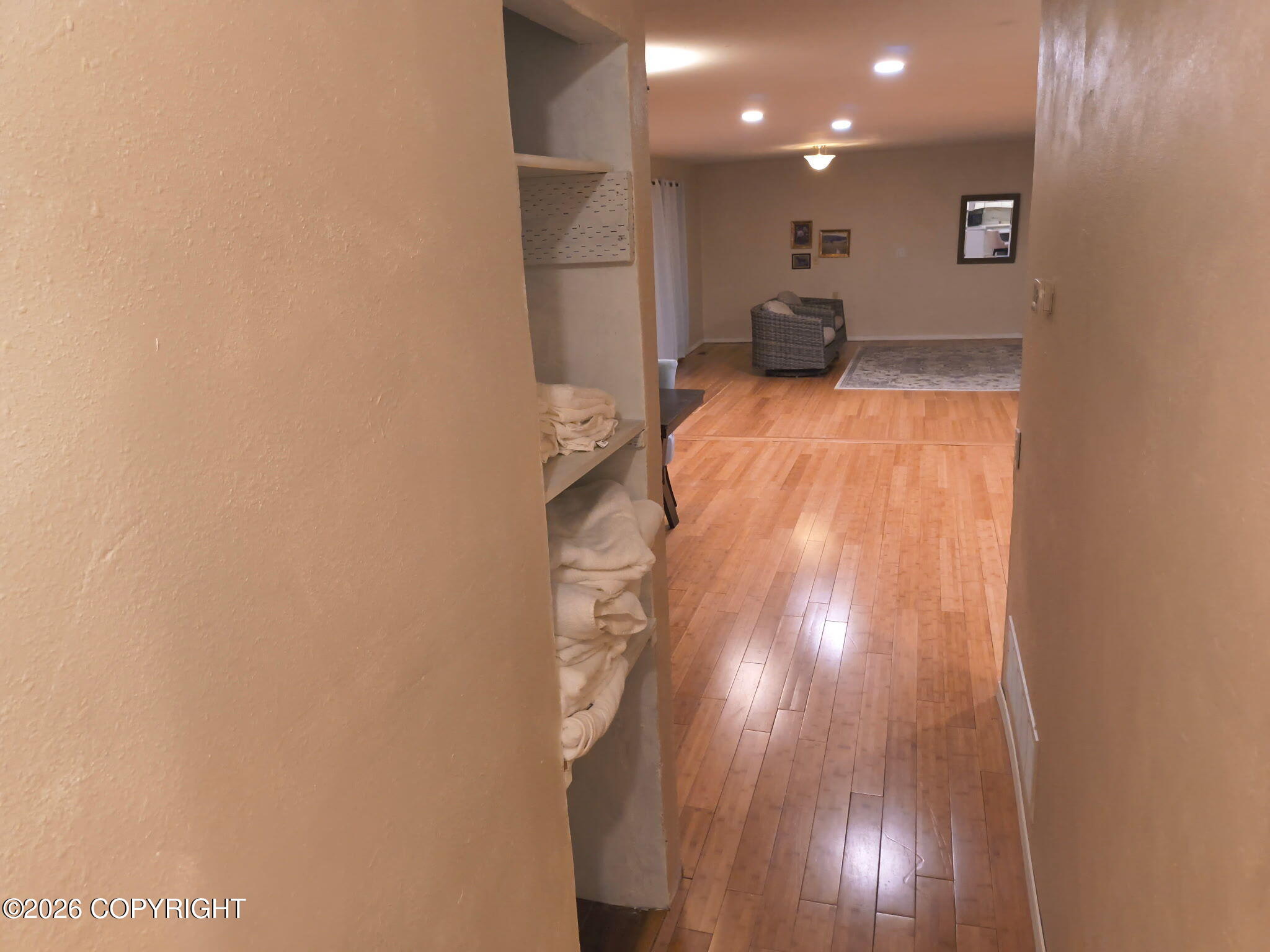 700 S Rainbow Street Property Photo 23