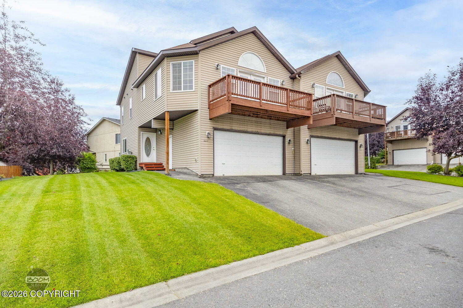 11827 Falklands Loop Property Photo 1