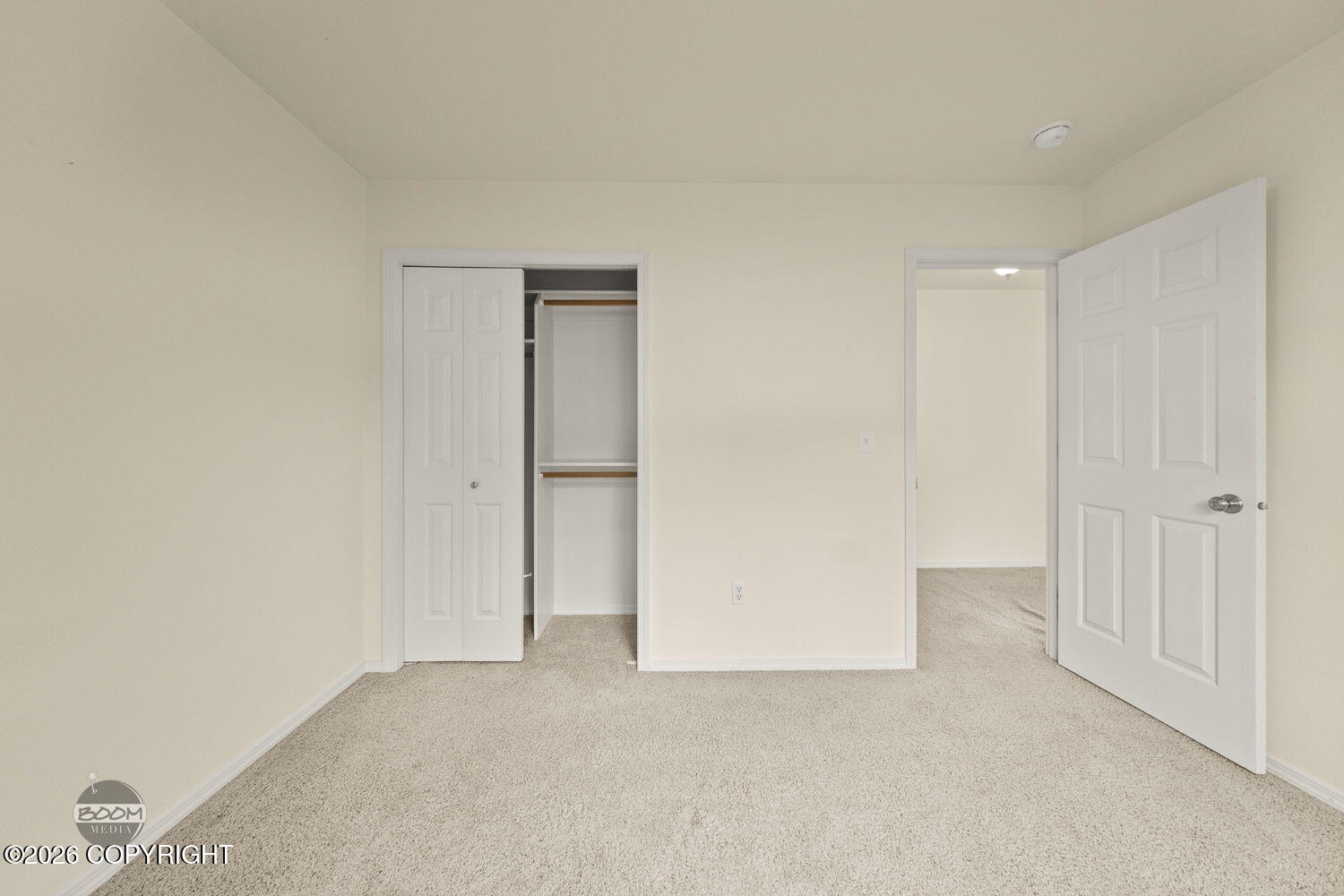 11827 Falklands Loop Property Photo 30