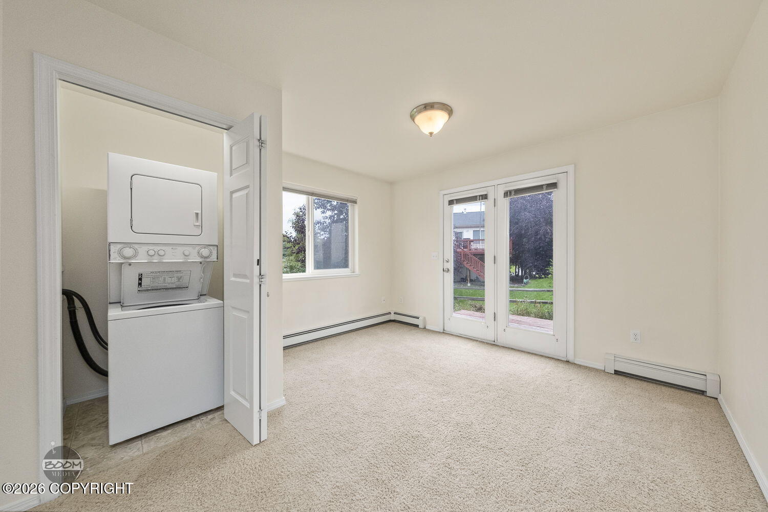 11827 Falklands Loop Property Photo 33