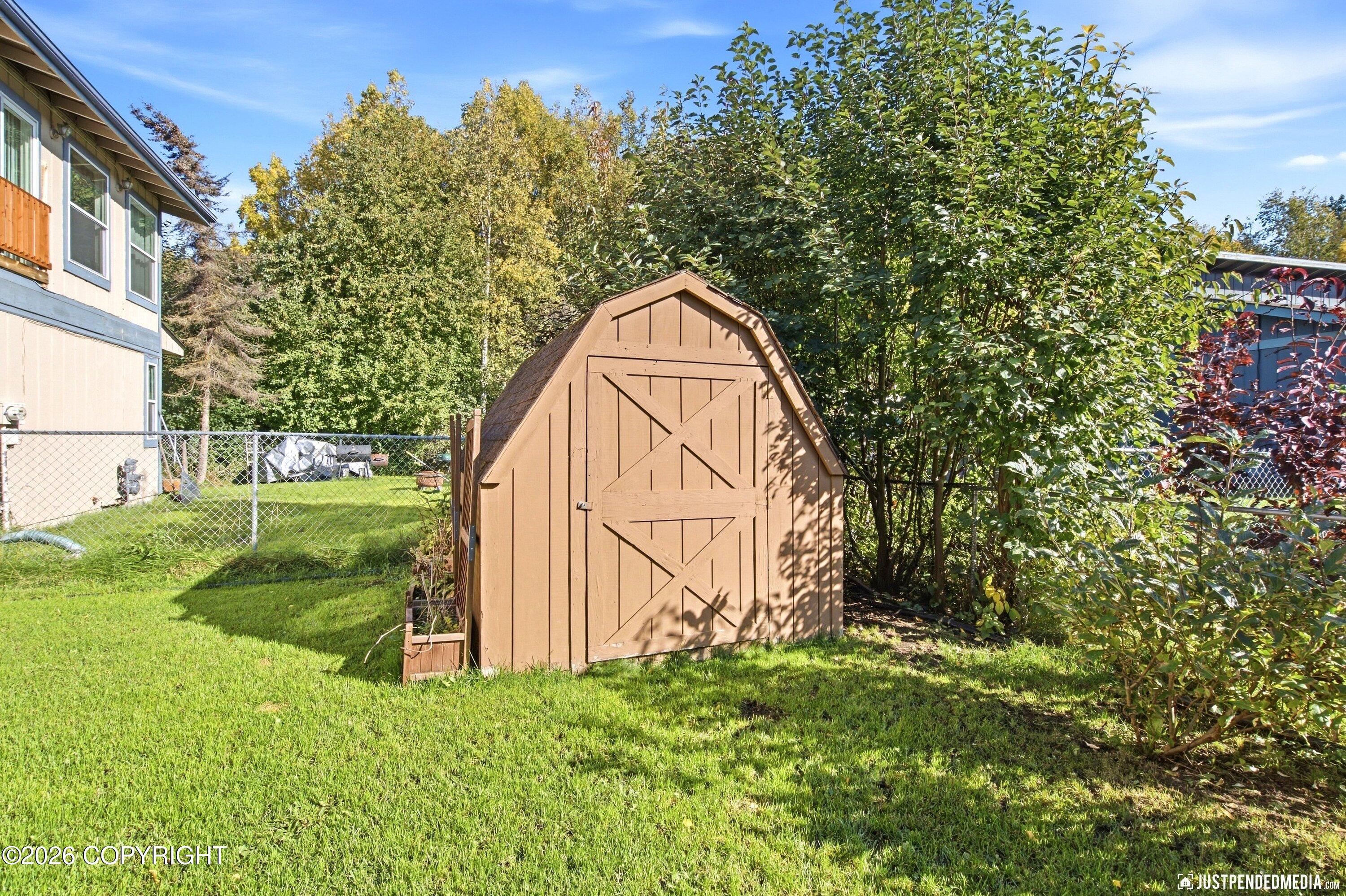 8145 Country Woods Drive Property Photo 27