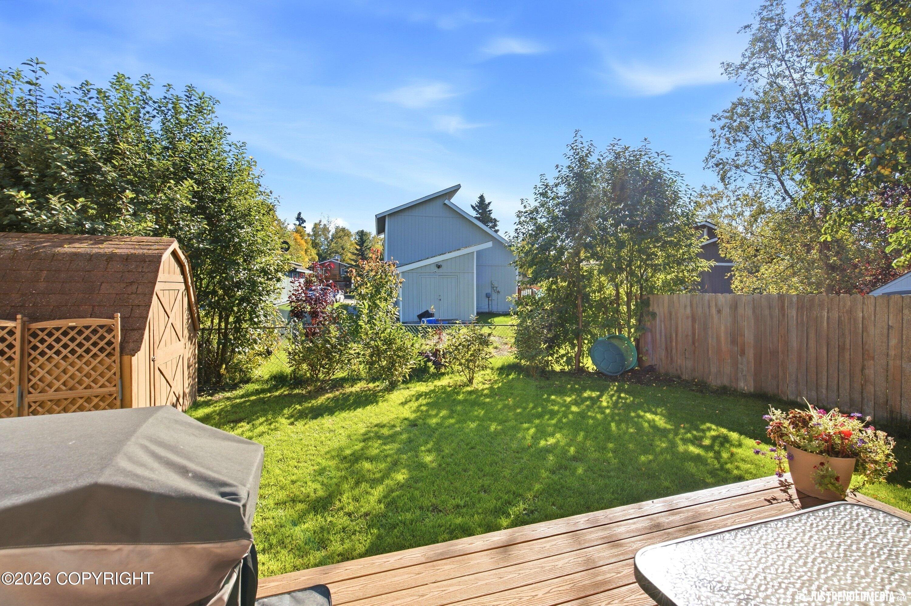 8145 Country Woods Drive Property Photo 29
