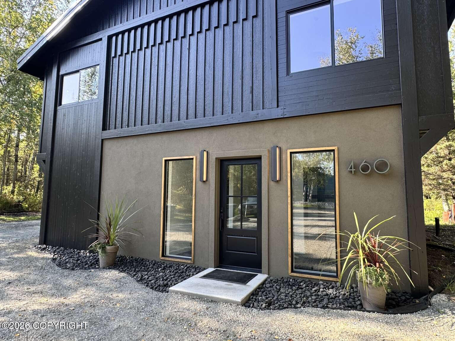 460 S August Circle Property Photo 3