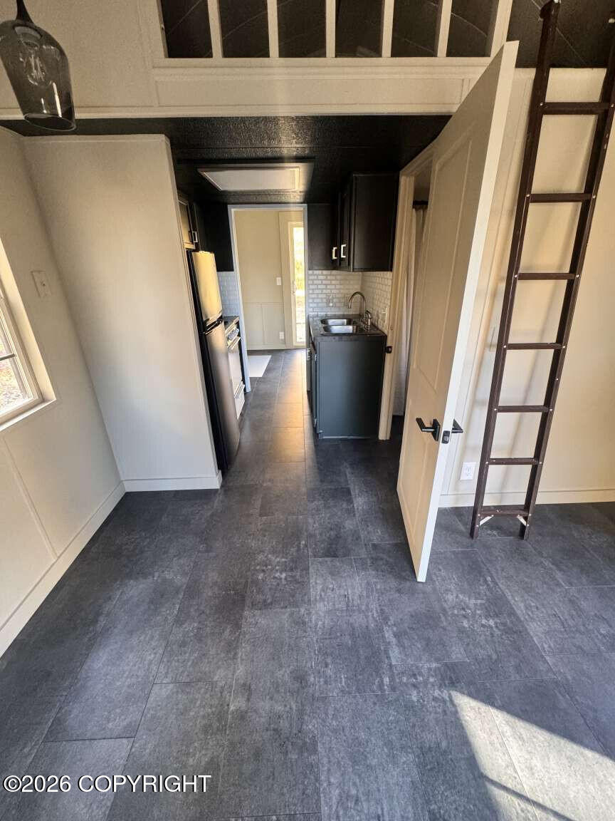 460 S August Circle Property Photo 46