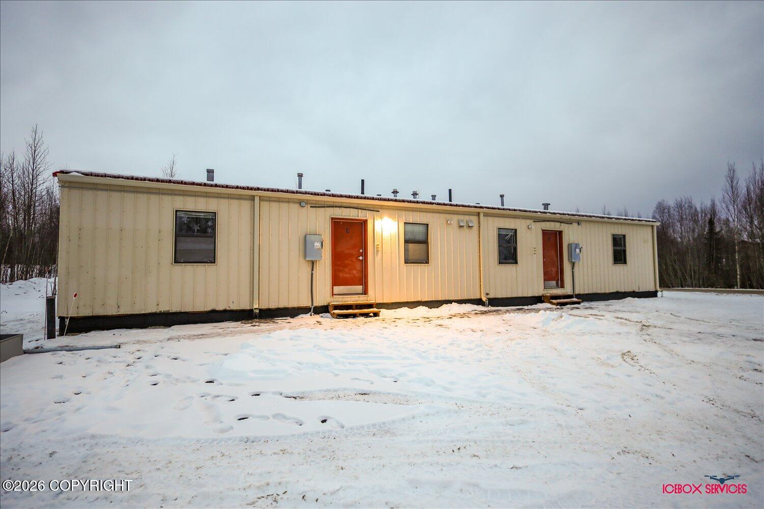 860 S Beaver Lake Road Property Photo 3