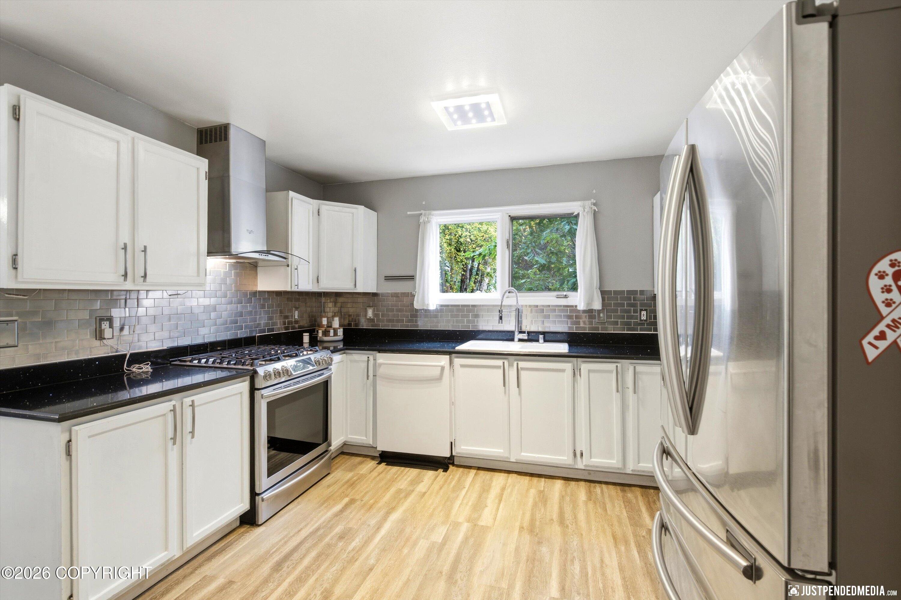 9726 Reliance Drive Property Photo 13