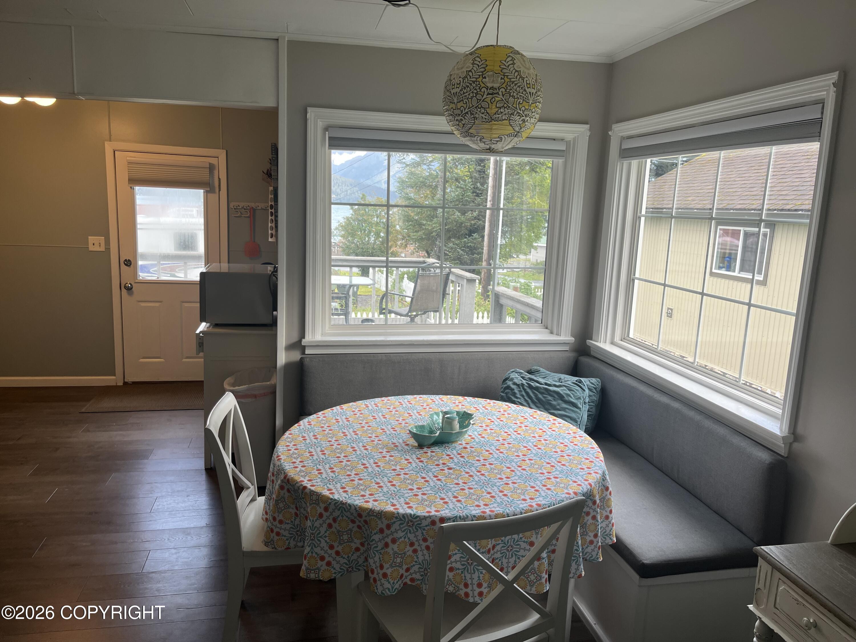 318 Sixth Avenue Property Photo 4