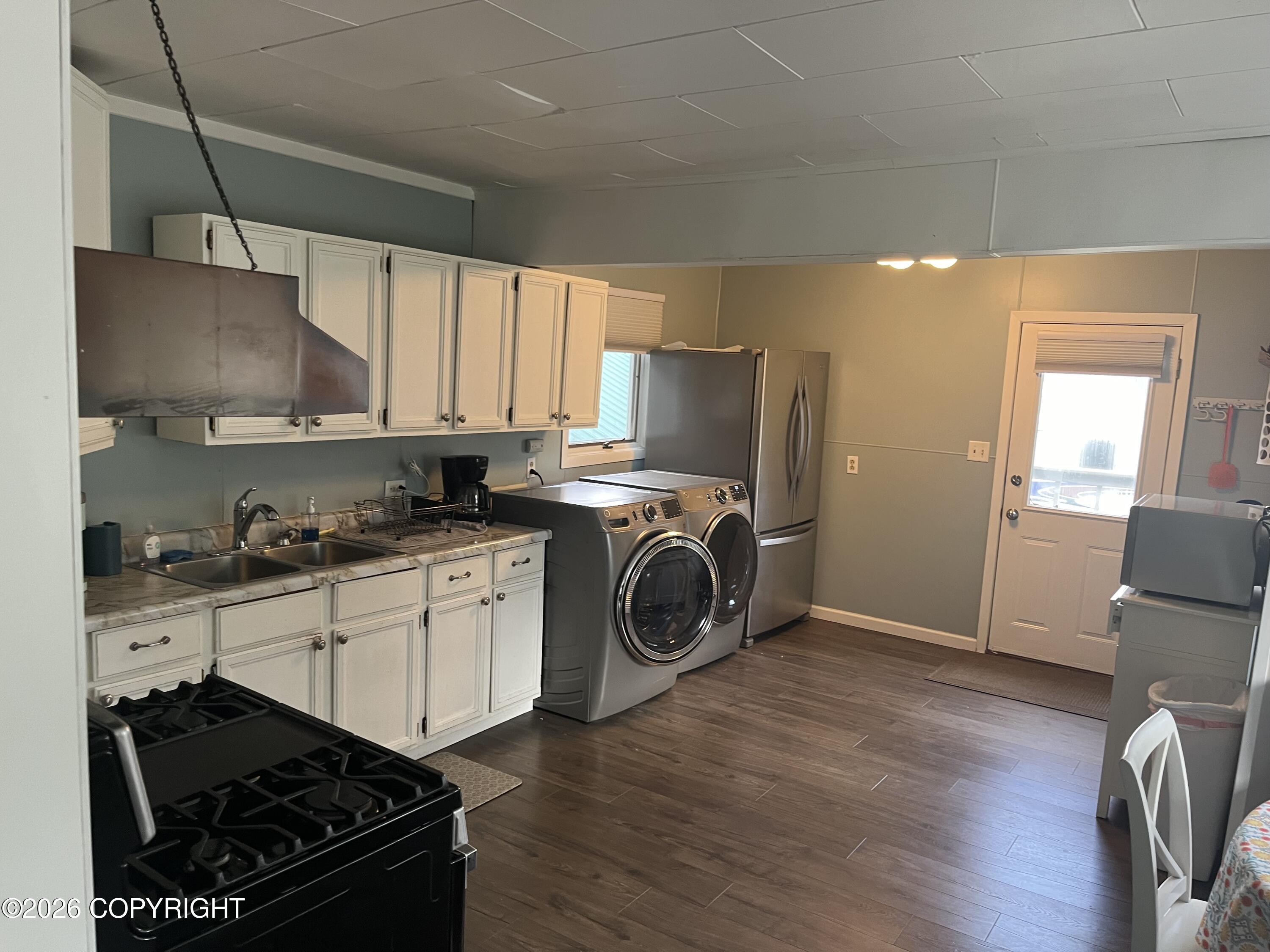 318 Sixth Avenue Property Photo 5