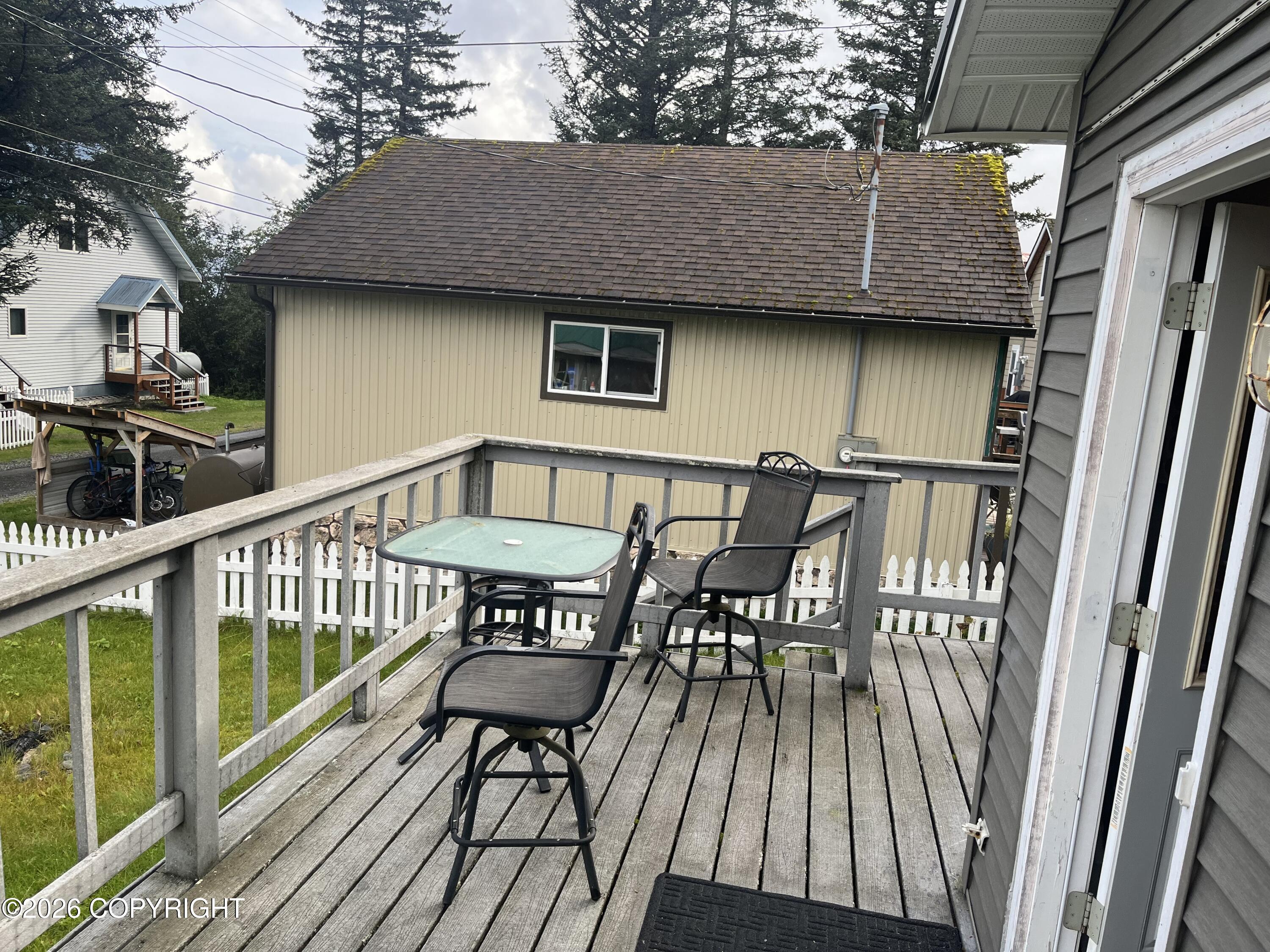 318 Sixth Avenue Property Photo 9