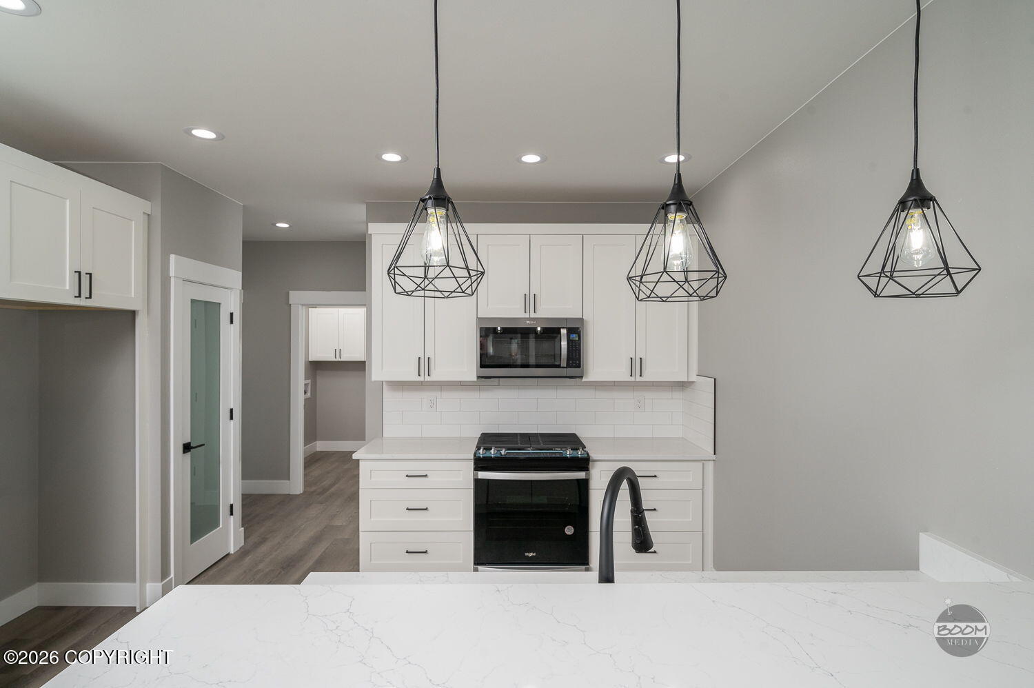 19038 Beverly Avenue Property Photo 3