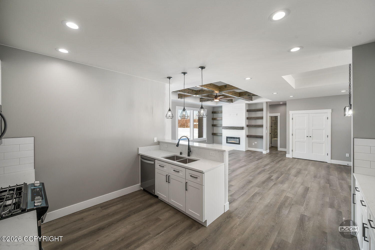 19038 Beverly Avenue Property Photo 6
