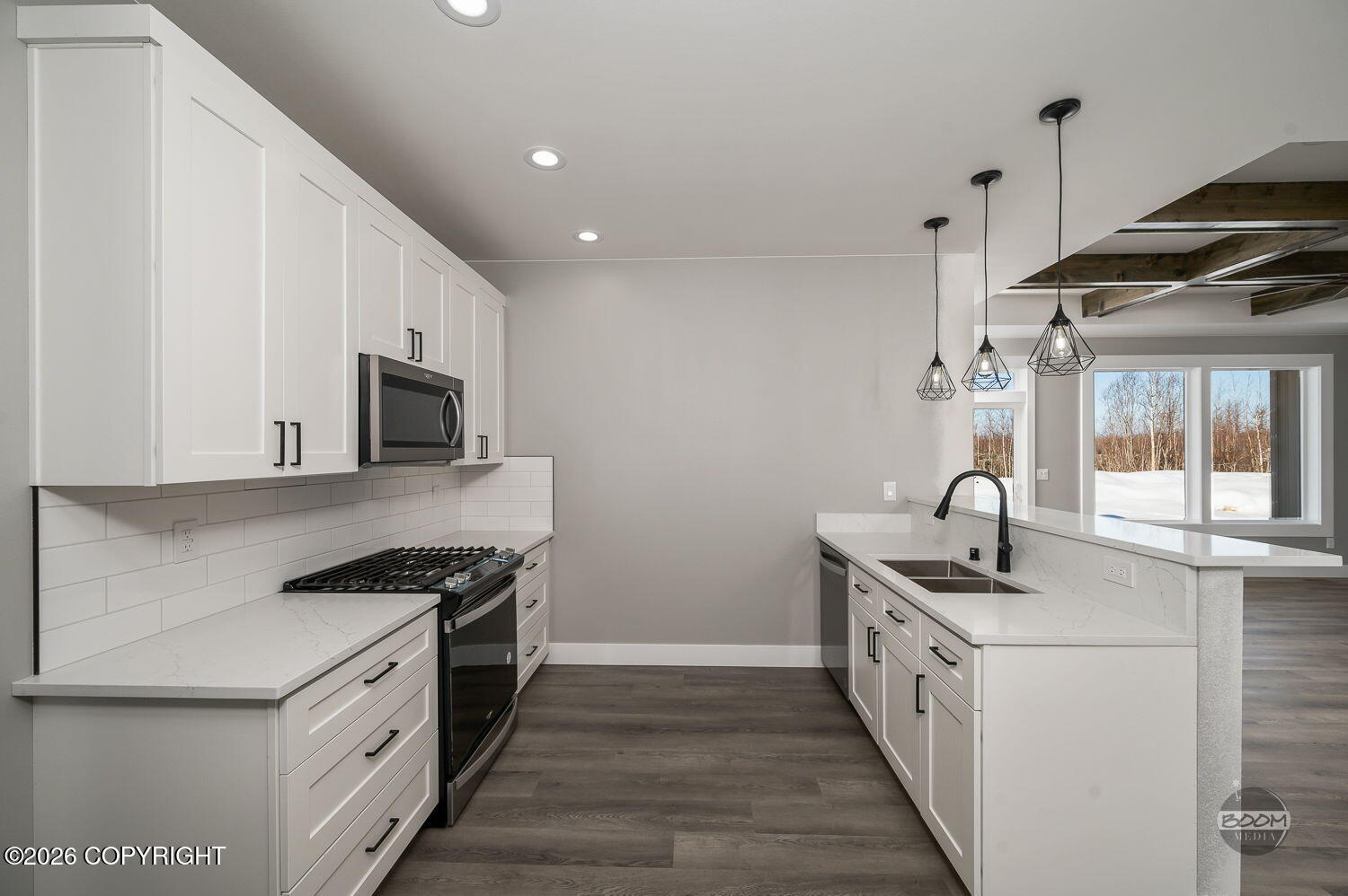 19038 Beverly Avenue Property Photo 7