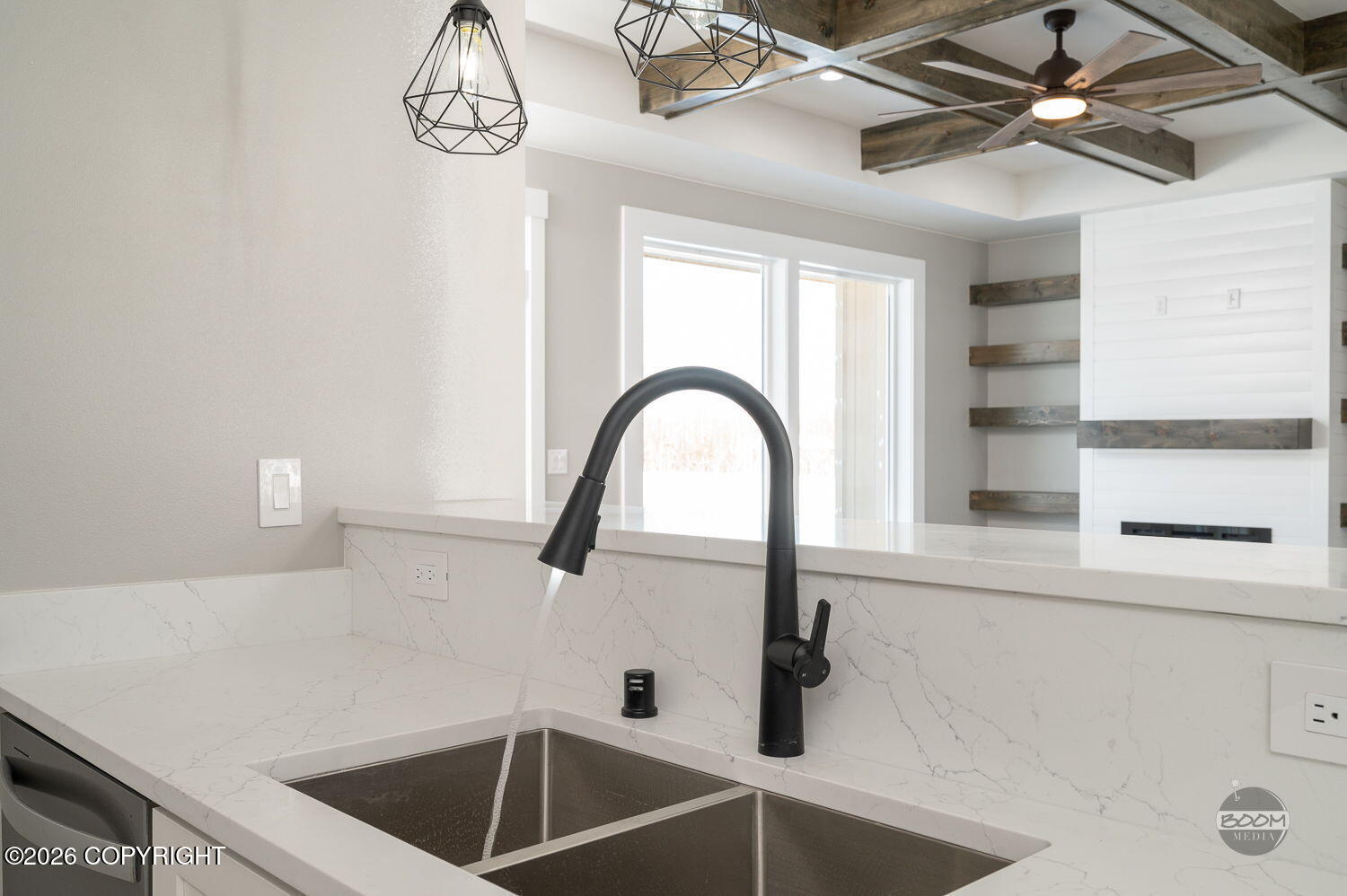 19038 Beverly Avenue Property Photo 8