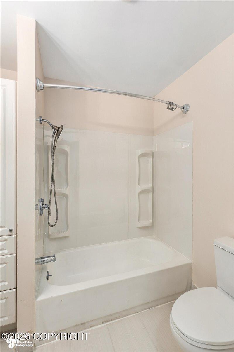 11021 Hane Street Property Photo 20