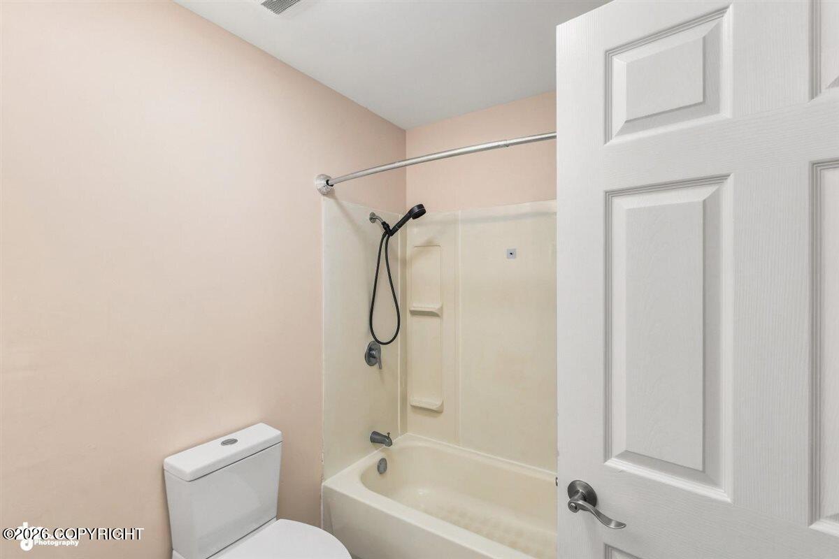 11021 Hane Street Property Photo 31