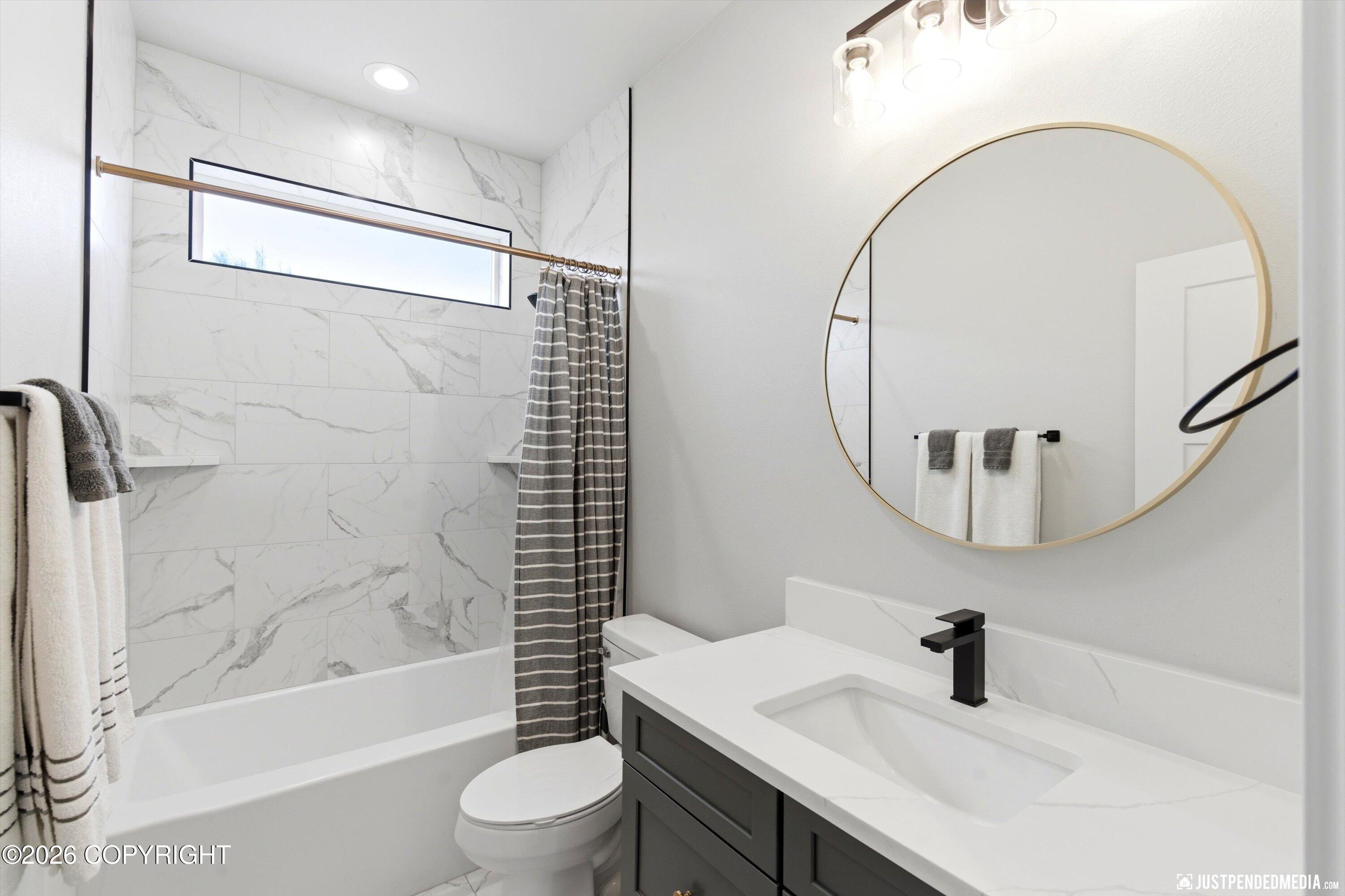 703 W Birdnest Drive Property Photo 45