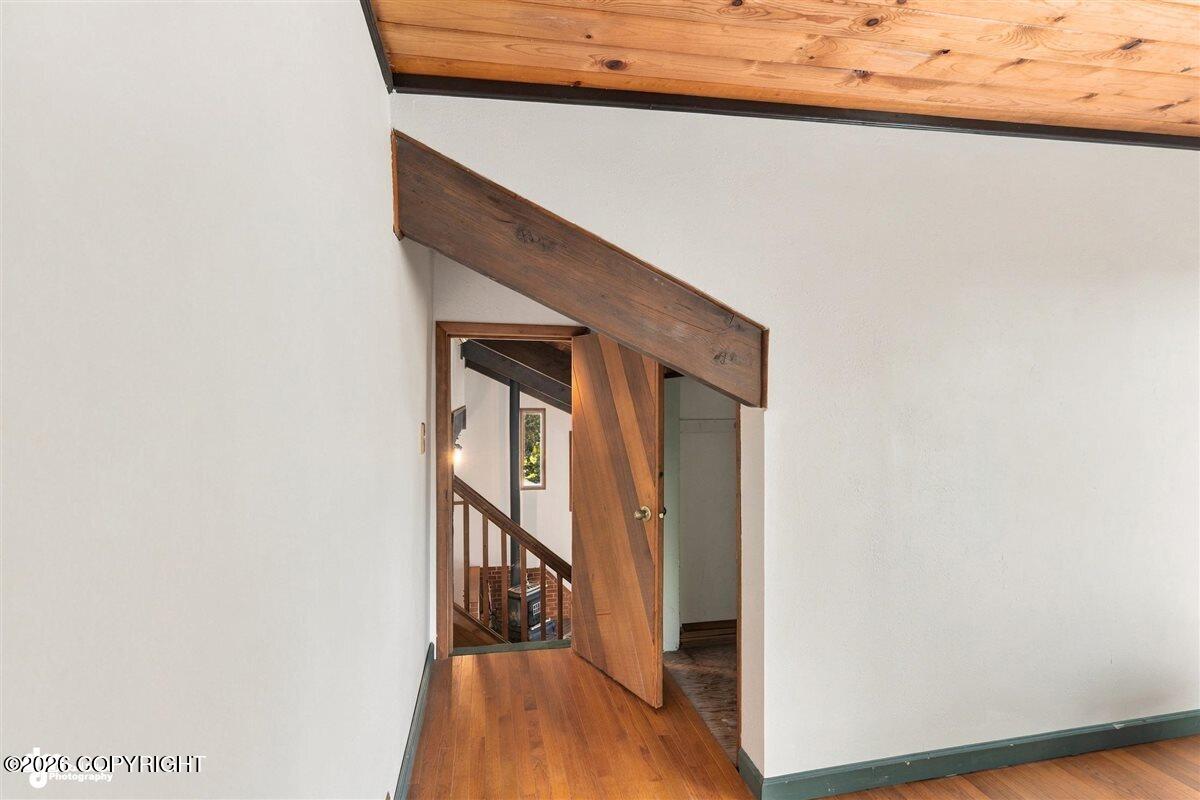 18454 Amonson Road Property Photo 27