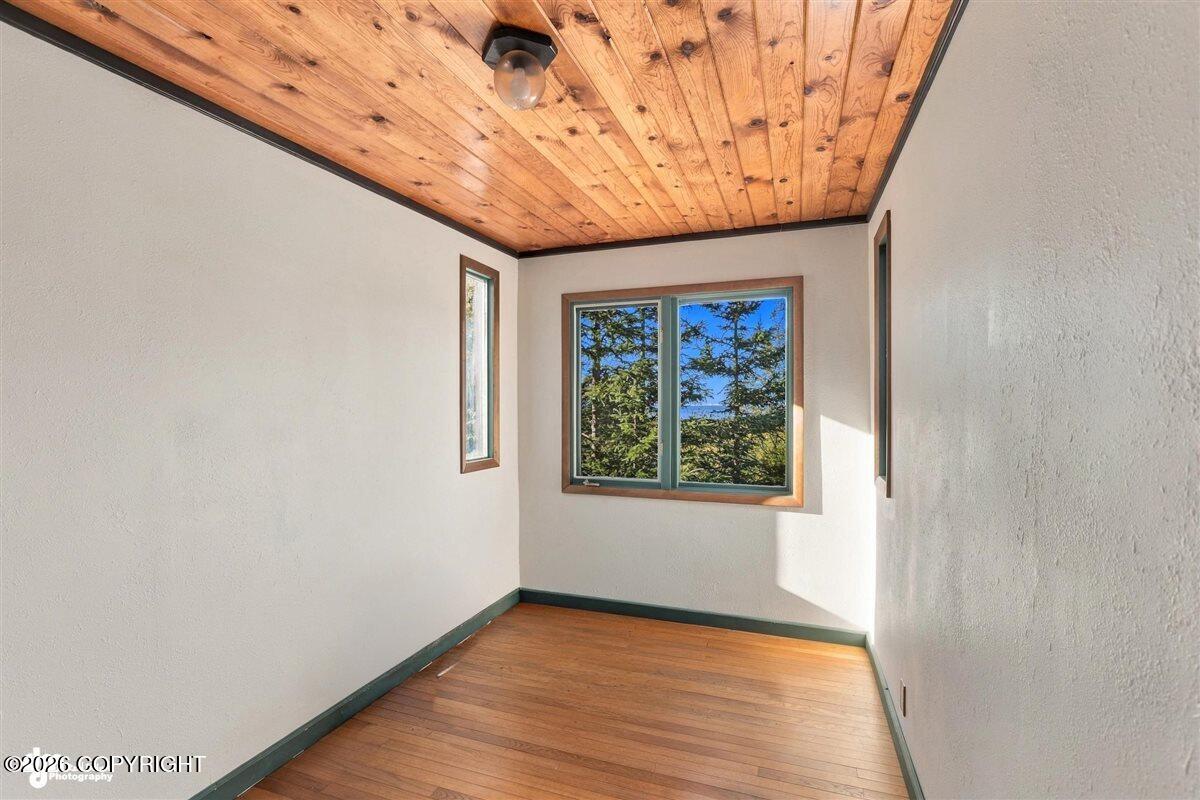 18454 Amonson Road Property Photo 28