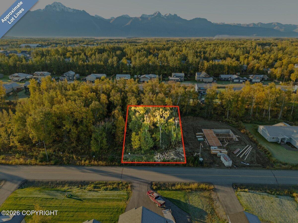 1513 E Hidden Ranch Loop Property Photo 3