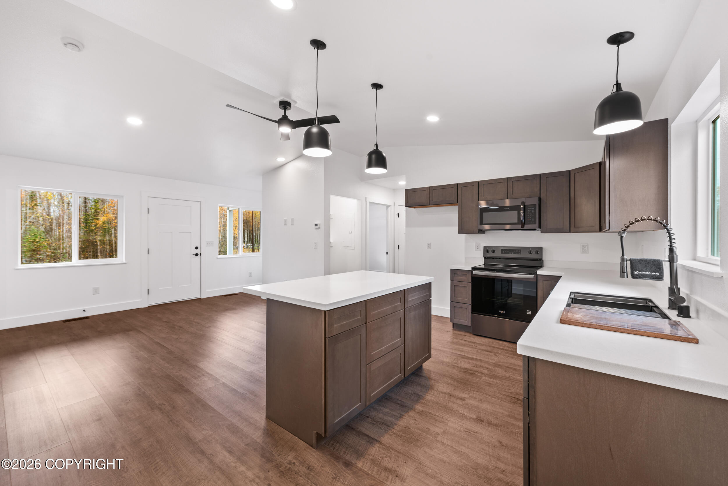 13127 N Barrington Loop Property Photo 2