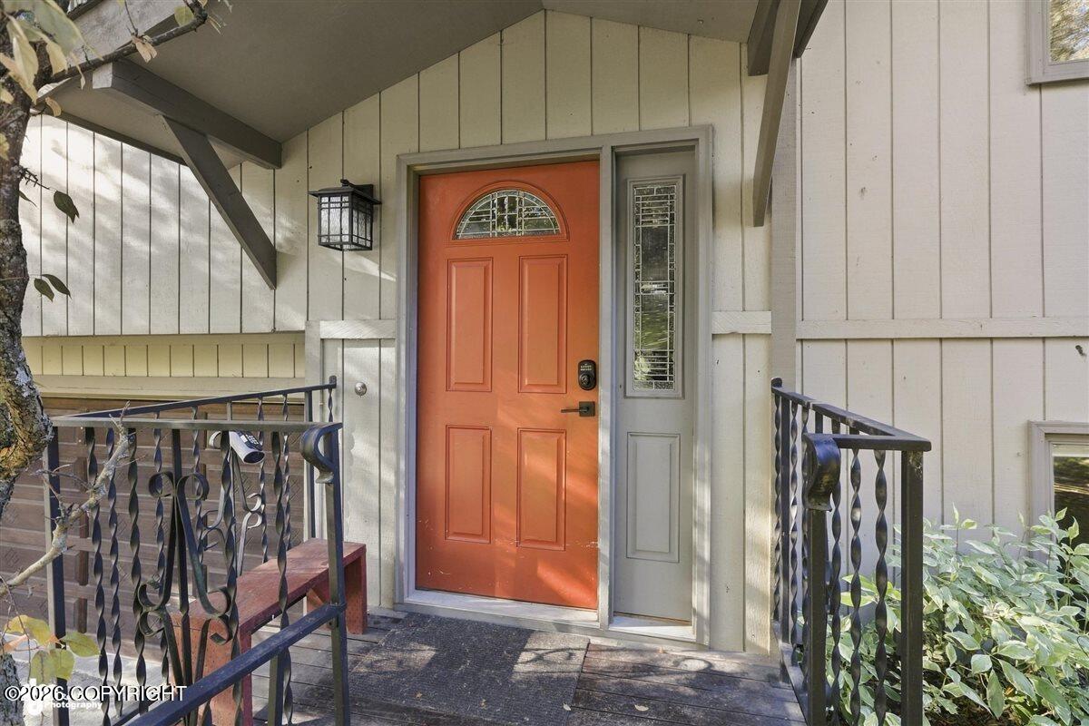 3820 Eastway Loop Property Photo 2