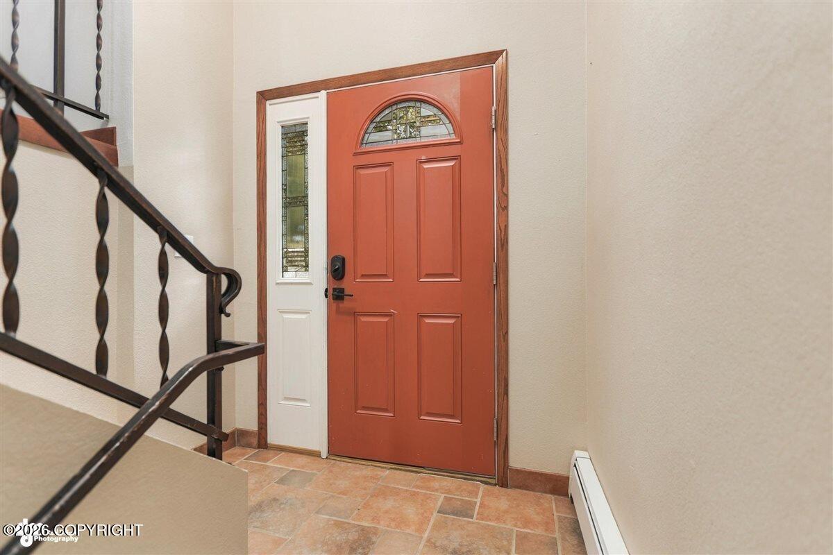 3820 Eastway Loop Property Photo 3