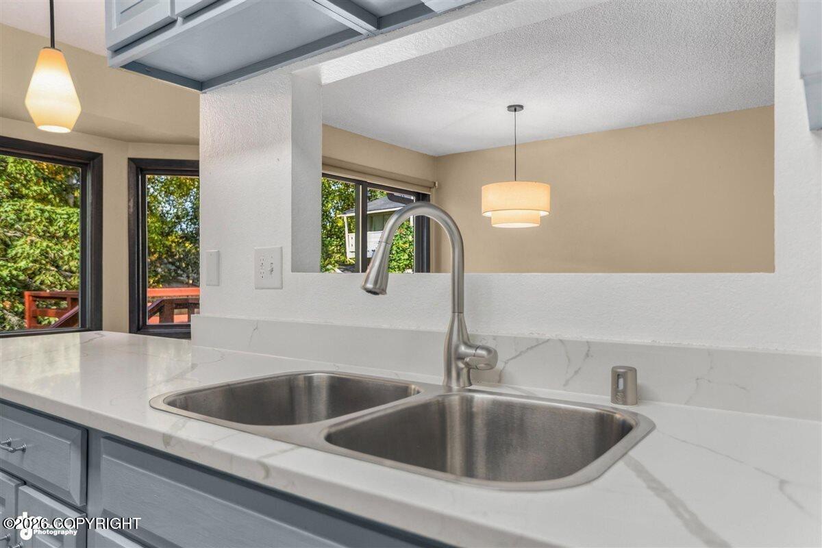 3820 Eastway Loop Property Photo 14