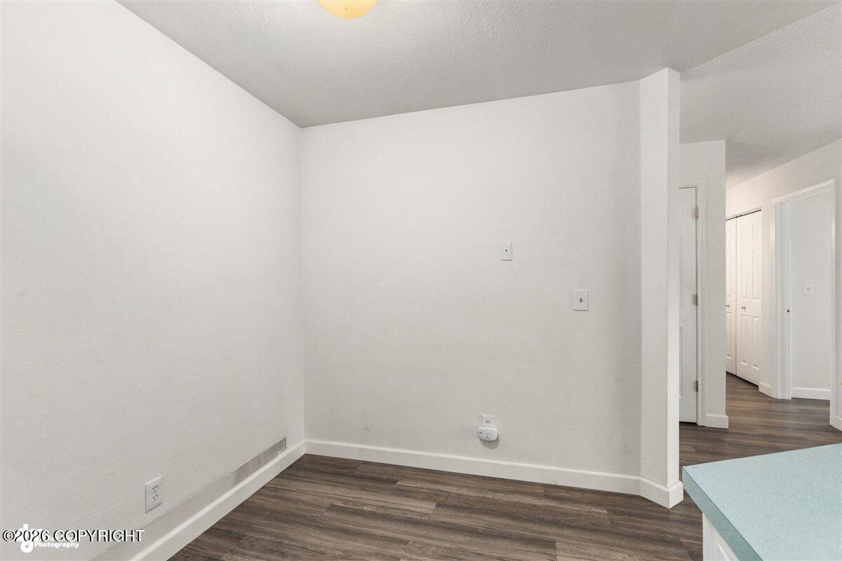 1300 W 7th Avenue 405 Property Photo 10