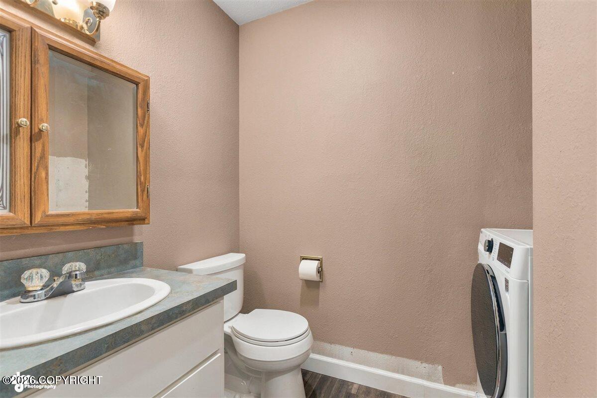 1300 W 7th Avenue 405 Property Photo 14