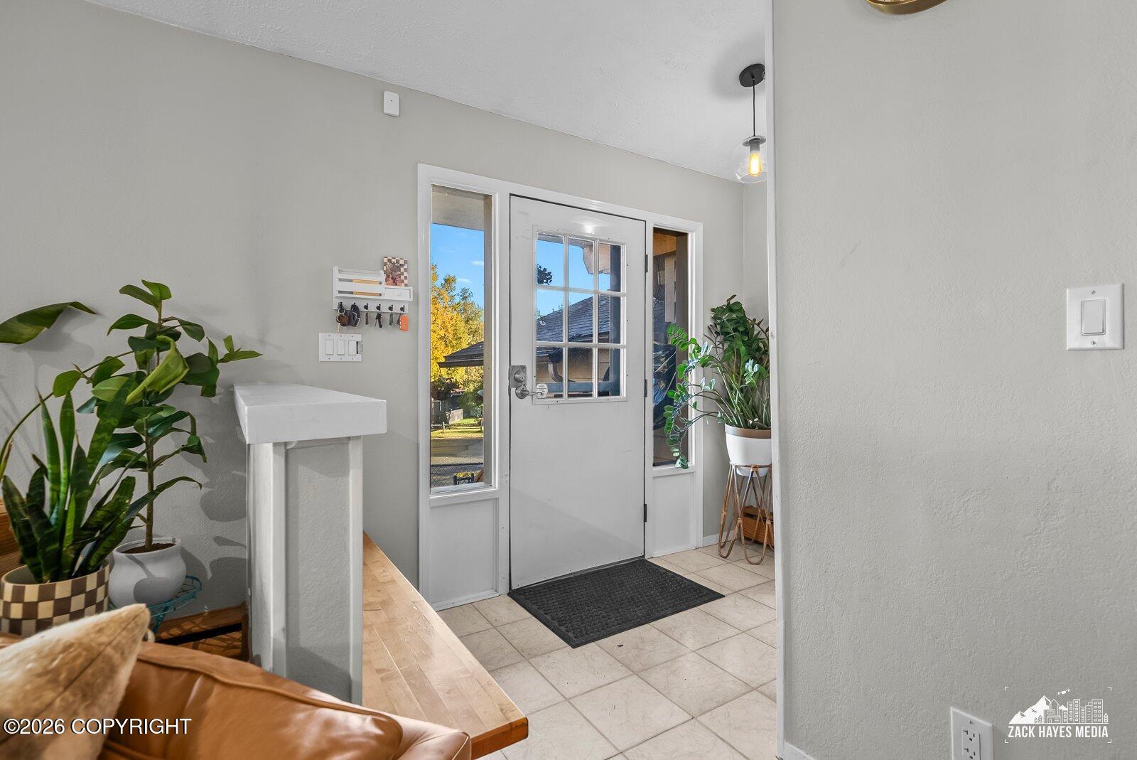 13655 Karen Circle Property Photo 2