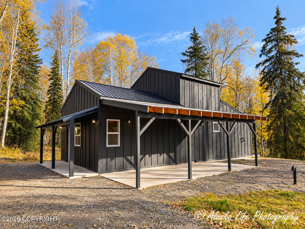 1405 Justin Drive Property Photo 2