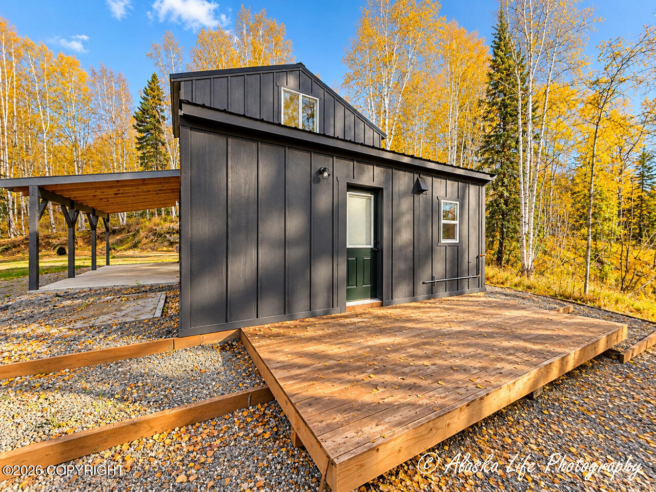 1405 Justin Drive Property Photo 4