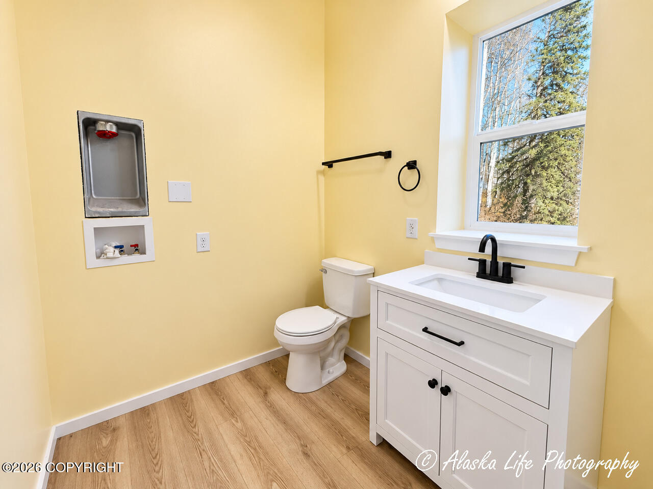 1405 Justin Drive Property Photo 10