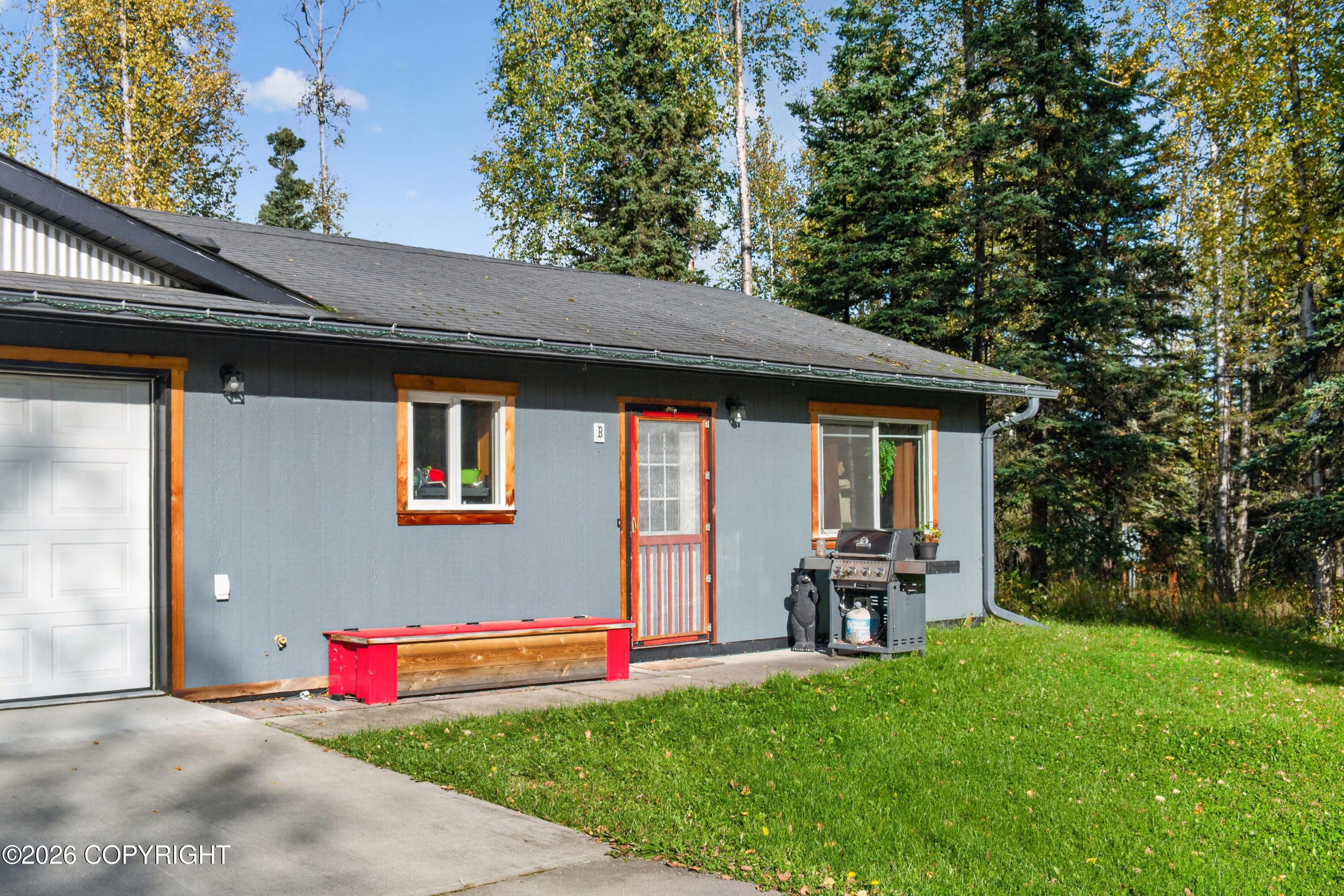 6711 W Bruns Drive Property Photo 4