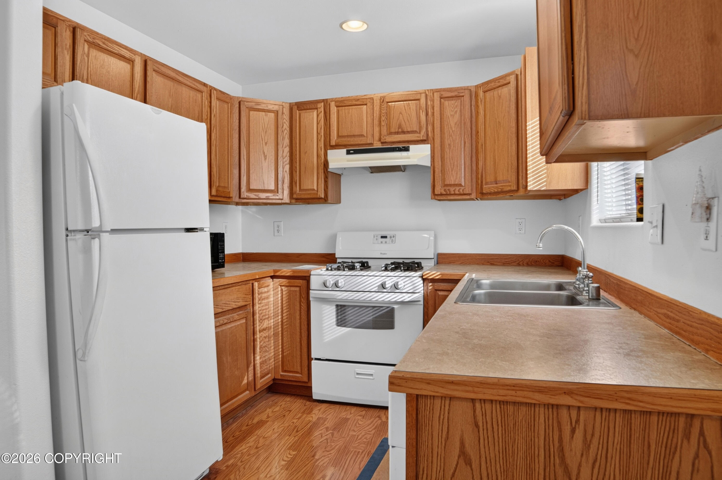 6711 W Bruns Drive Property Photo 13