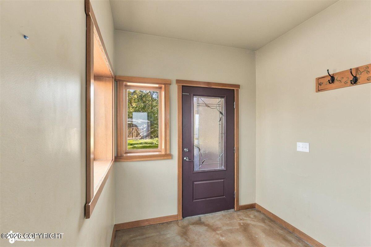 18700 England Circle Property Photo 3