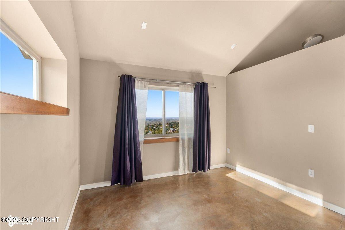 18700 England Circle Property Photo 24